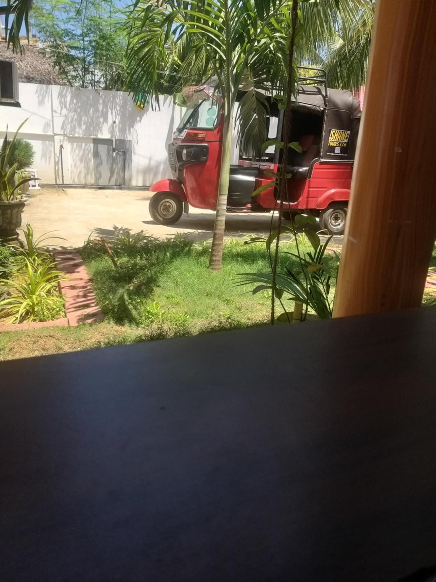 Dot Bey Beach Cabana Trincomalee Esterno foto